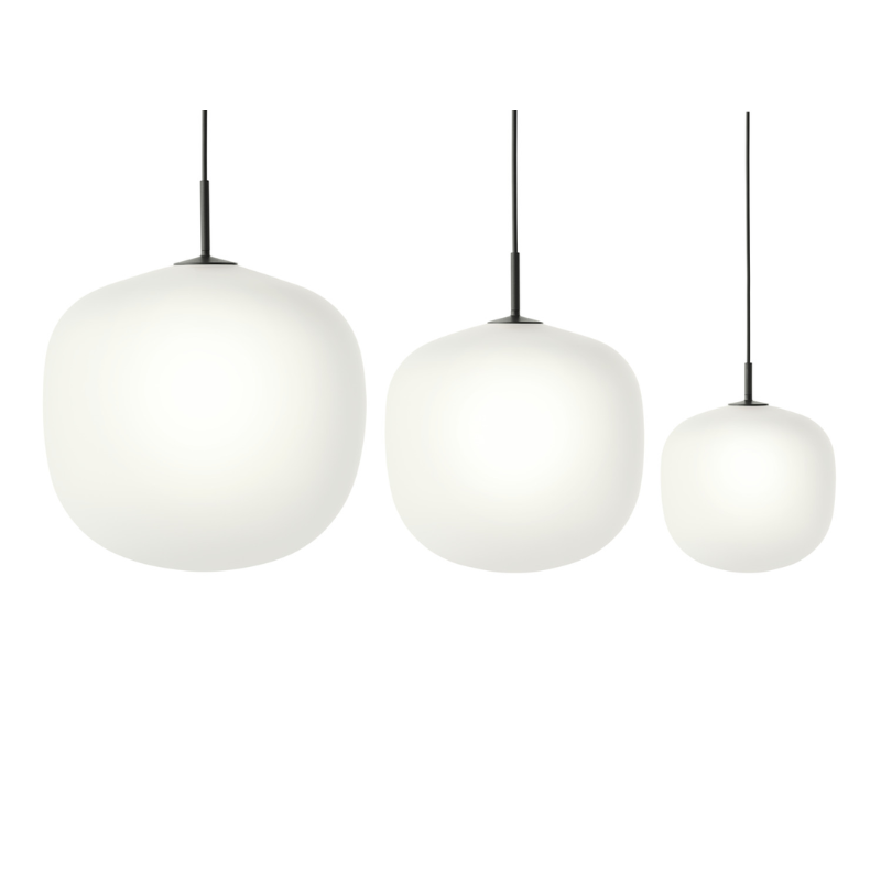 The Rime Pendant Lamp from Muuto in black, 9.6, 14.6 and 17.7 inch size, showing the size options.