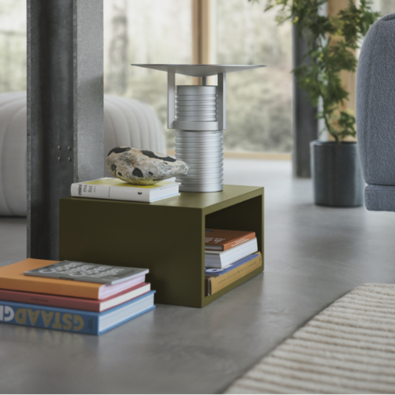 The Set Table Lamp from Muuto in a living room.