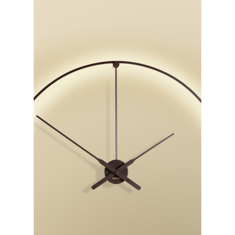 The Ombra Clock from Nomon in a close up. all-groups