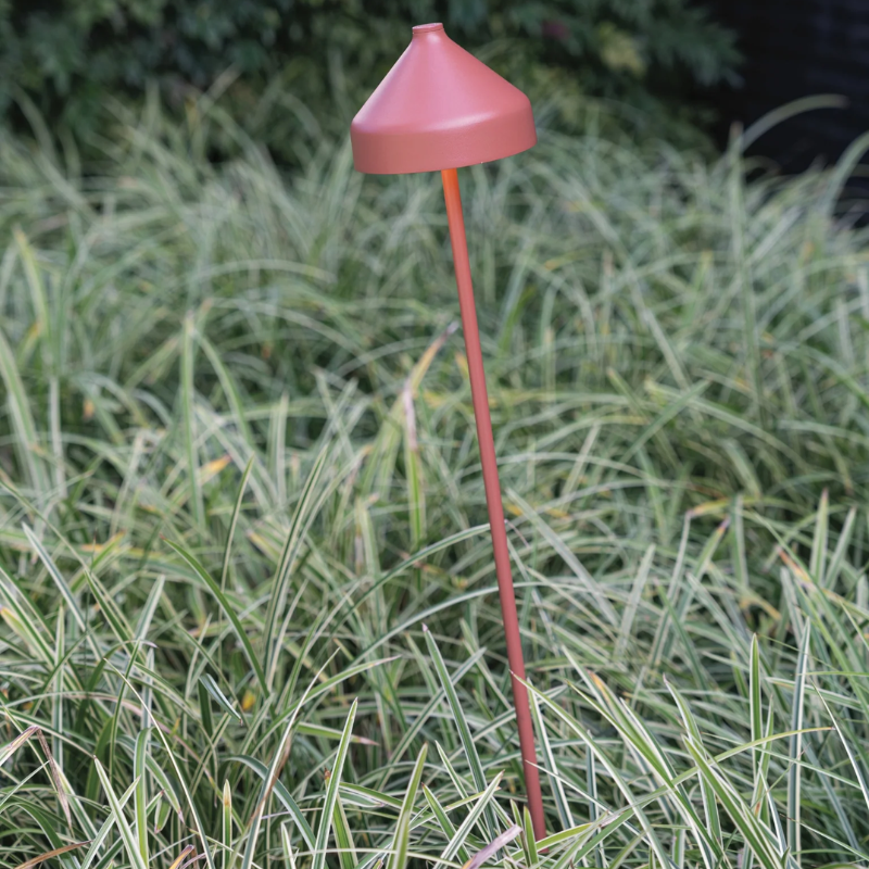 The terracotta Amelie Pro Garden Lamp from Zafferano is for the outdoor garden.