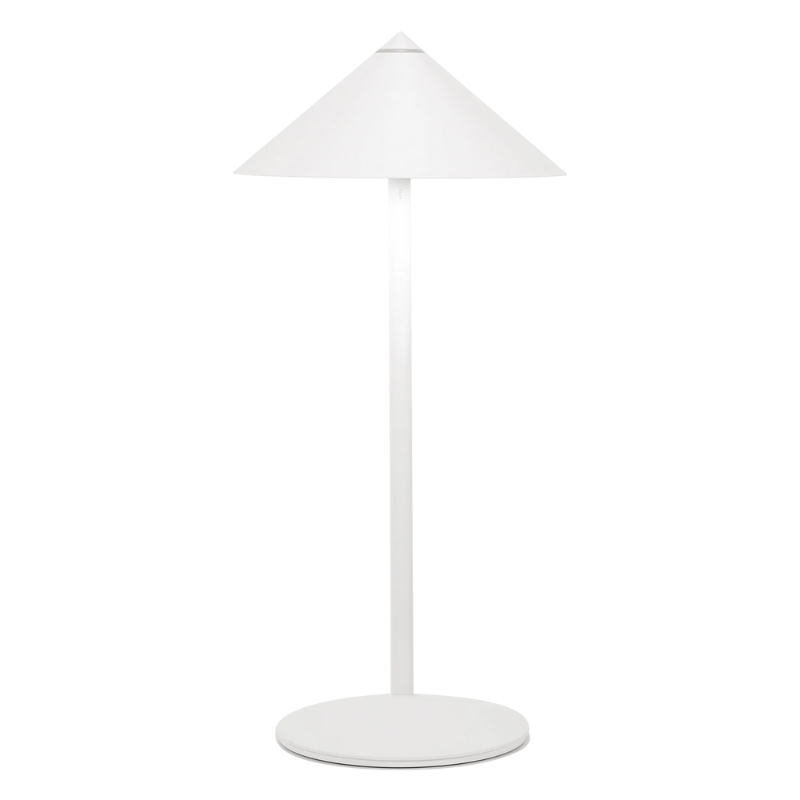 The white Pina L Desk Lamp from Zafferano.