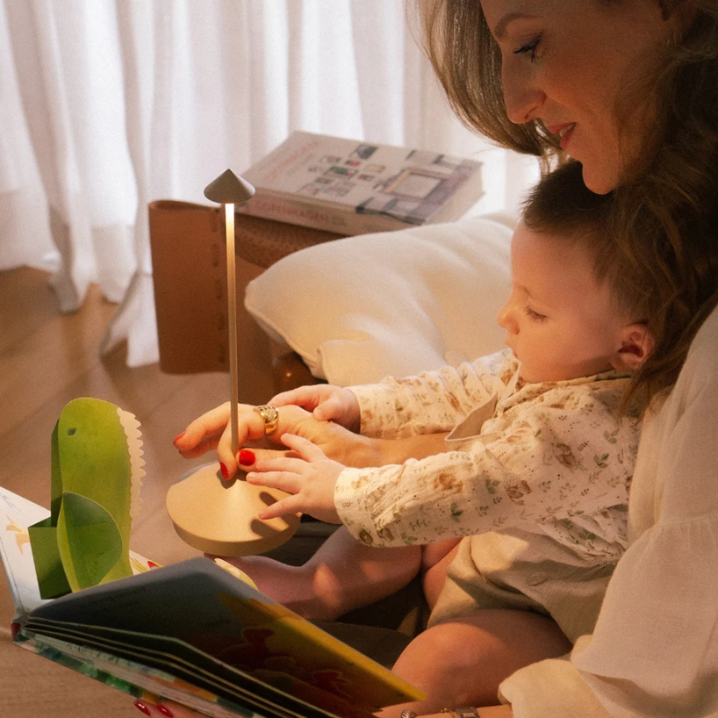 The sand Pina Pro from Zafferano in a kid's room.