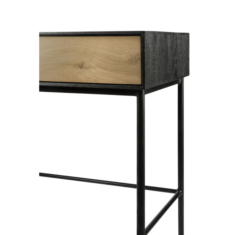 The Blackbird Desk from Ethnicraft with a focus on the detail of the corner.