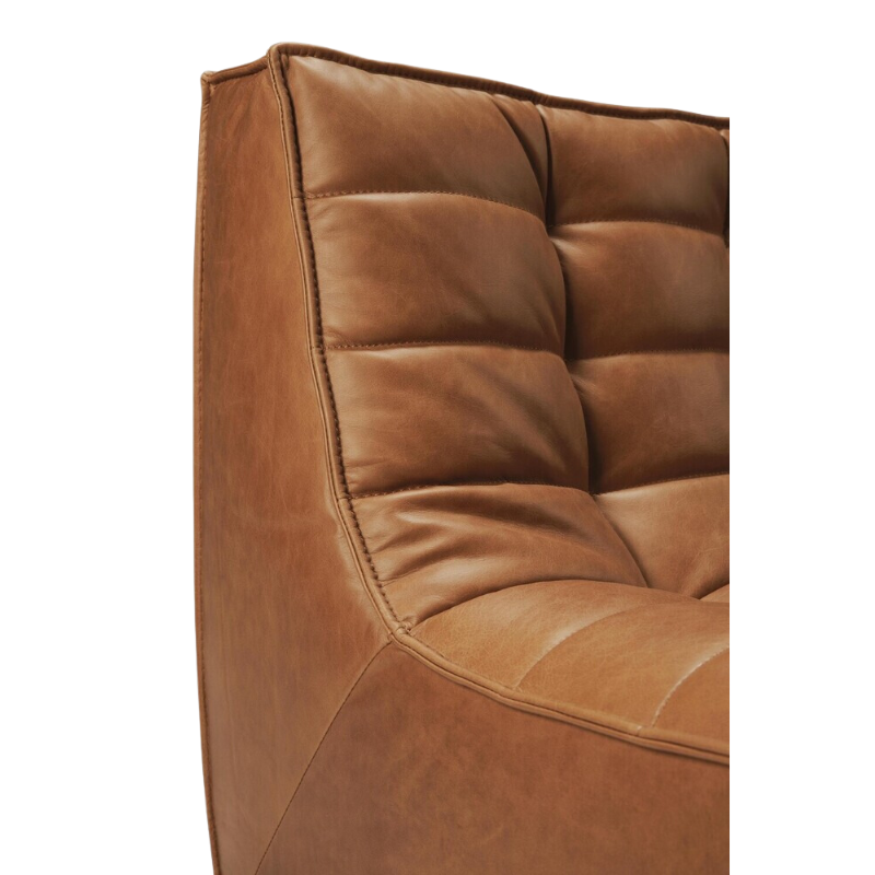 The N701 sofa is an inviting design that oozes comfort and relaxation. By combining the different modules and sizes, such as this N701 Leather Lounge Chair, you have unlimited possibilities when it comes to creating your own unique setting. Designed by Jacques Deneef, the N701 sofa comes in multiple colors and materials.