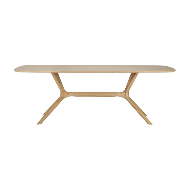 Complex in its simplicity. The X table’s sturdy yet intricate construction is a true work of art and a credit to the most advanced woodworking techniques. With a seamless structural interplay between the unique shape of the legs and the soft lines of the tabletop, guests will enjoy the most comfortable seating experience. Designed by Alain van Havre.