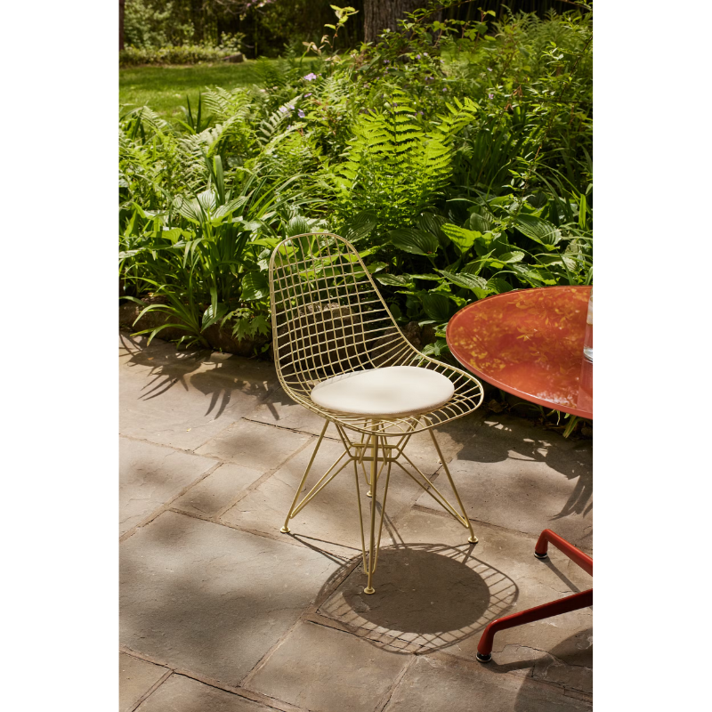 The Eames Wire Chair from Herman Miller, designed by Herman Miller x HAY outdoors.