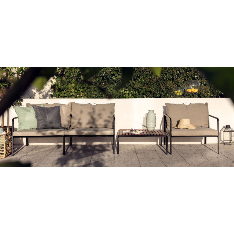 The AVON collection was designed with a light and sleek aesthetic in mind, while still providing a high level of comfort. This is the Avon Lounge Table with the Thermo Ash Tabletop.