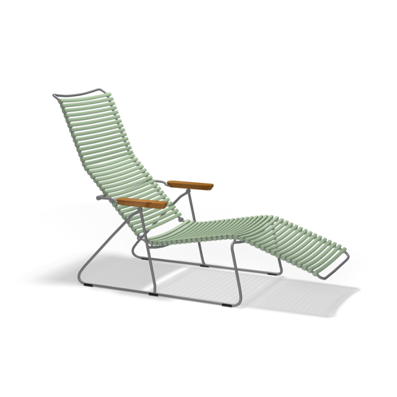 CLICK Sunlounger. The adjustable backrest, is shaped to fit your body perfect in its different positions. The curves make the Sunlounger very sculptural. Sit down, find your position and enjoy.
