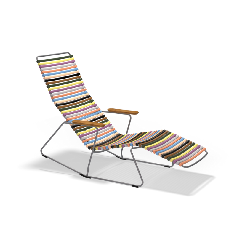 CLICK Sunrocker is a small design experiment that succeeded! You use yourself, your body, as counterpoint and your weight shift determines whether you stay in a sitting or a lying position. Do not touch anything, tear or pull. Just lean forward or back. Sit, lie. That simple.