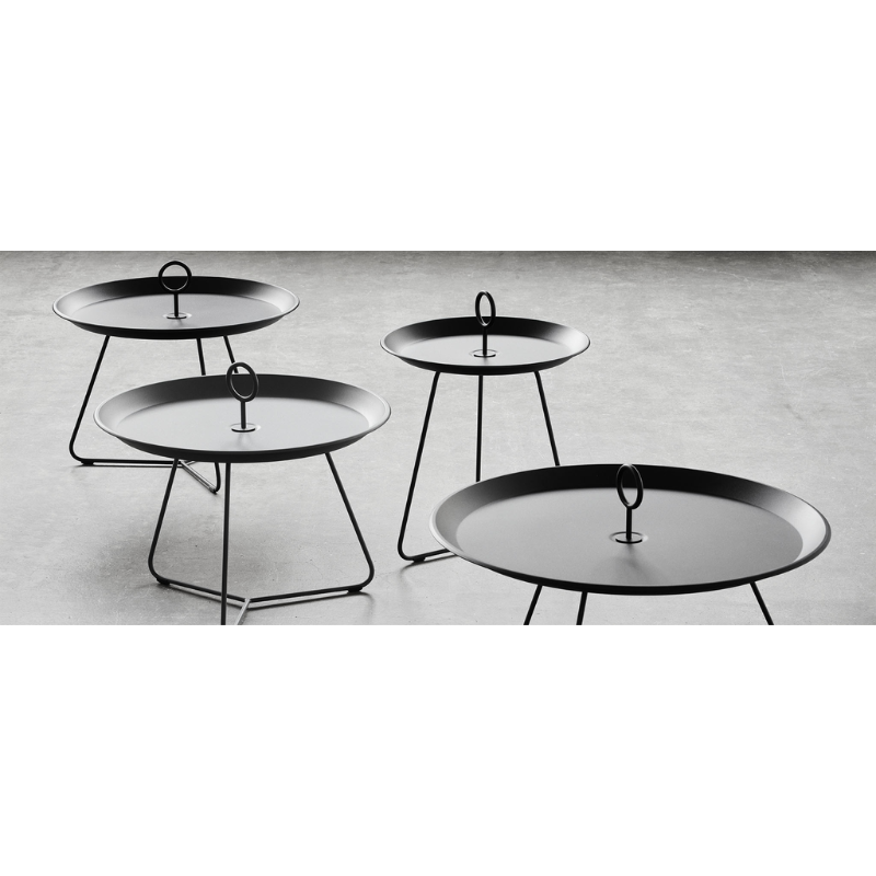 This beautiful, graphic side table can be used in many different ways, individually or in a combination of different sizes and colors. The EYELET Tray tables are easy to move to where they are needed whether it is indoor or outdoor. The EYELET Tray table has a special drain system which keeps the tray free from water after rain. The EYELET Tray table is made in powder coated steel and aluminum with 3 different sizes and 7 different colors.