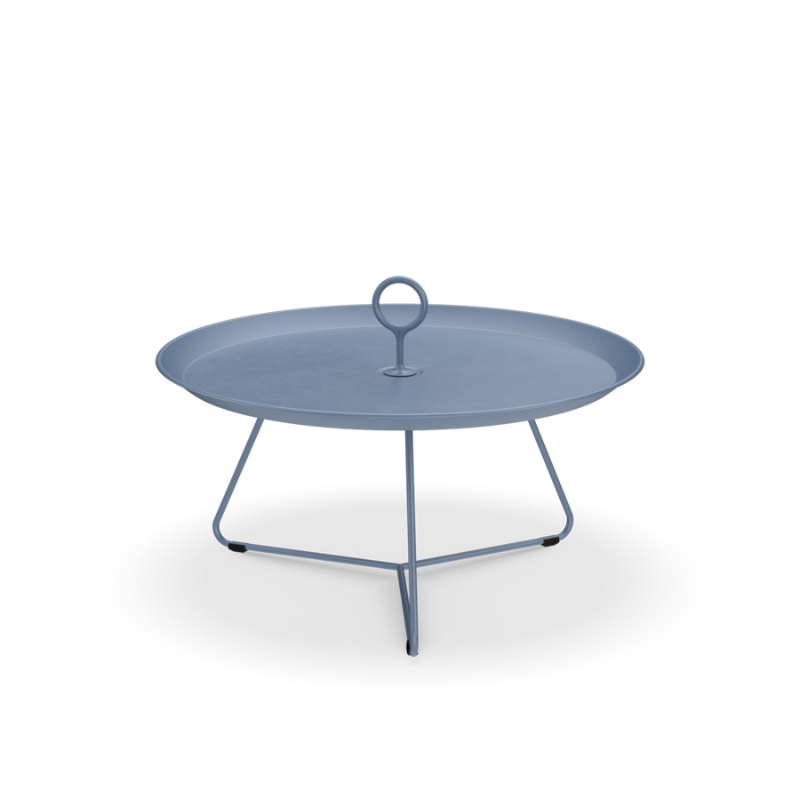 This beautiful, graphic side table can be used in many different ways, individually or in a combination of different sizes and colors. The EYELET Tray tables are easy to move to where they are needed whether it is indoor or outdoor. The EYELET Tray table has a special drain system which keeps the tray free from water after rain. The EYELET Tray table is made in powder coated steel and aluminum with 3 different sizes and 7 different colors.