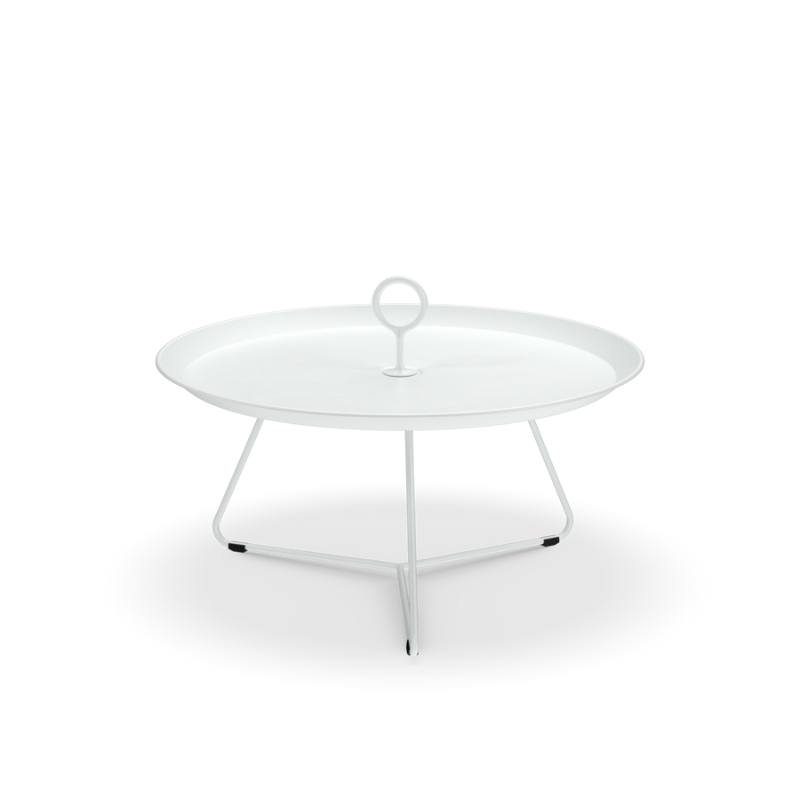 This beautiful, graphic side table can be used in many different ways, individually or in a combination of different sizes and colors. The EYELET Tray tables are easy to move to where they are needed whether it is indoor or outdoor. The EYELET Tray table has a special drain system which keeps the tray free from water after rain. The EYELET Tray table is made in powder coated steel and aluminum with 3 different sizes and 7 different colors.