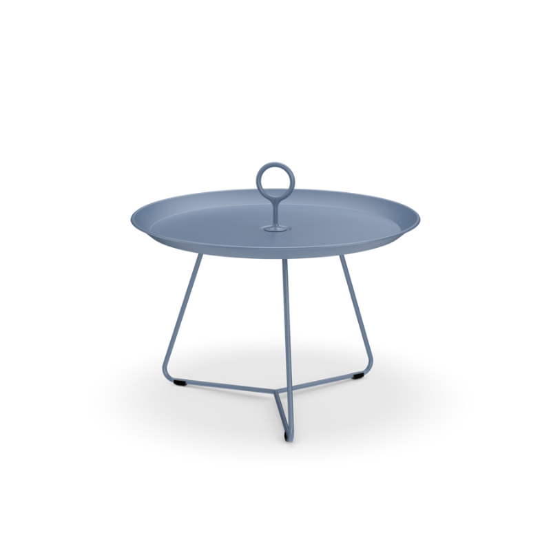 This beautiful, graphic side table can be used in many different ways, individually or in a combination of different sizes and colors. The EYELET Tray tables are easy to move to where they are needed whether it is indoor or outdoor. The EYELET Tray table has a special drain system which keeps the tray free from water after rain. The EYELET Tray table is made in powder coated steel and aluminum with 3 different sizes and 7 different colors.