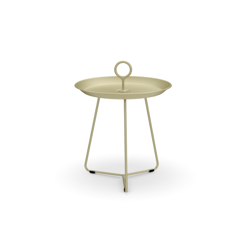 This beautiful, graphic side table can be used in many different ways, individually or in a combination of different sizes and colors. The EYELET Tray tables are easy to move to where they are needed whether it is indoor or outdoor. The EYELET Tray table has a special drain system which keeps the tray free from water after rain. The EYELET Tray table is made in powder coated steel and aluminum with 3 different sizes and 7 different colors.