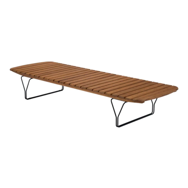 The MOLO Sunbed is made from bamboo lamellas with a decorative leg construction. The surface is made from soft rounded bamboo lamellas combined with a metal frame to lead the mind towards a pier and the relaxed atmosphere by the sea.