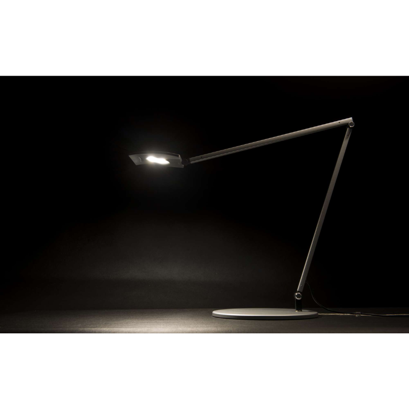 Delivering a phenomenal 99 lumens per watt, Mosso Pro changes light colors from warm to cool and anything in between. An intuitive built-in touchstrip allows for effortless continuous dimming. A built-in occupancy sensor ensures no energy is wasted lighting up a vacant desk. Mosso Pro comes standard with a USB port for charging smartphones or other compatible devices. With Mosso Pro, anything is possible.