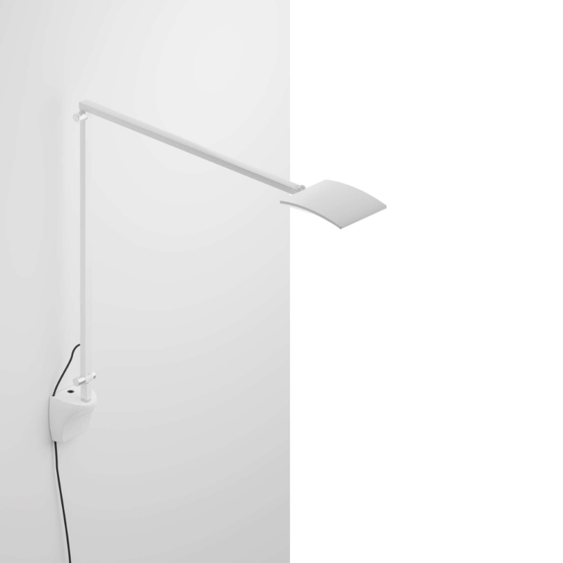 Delivering a phenomenal 99 lumens per watt, Mosso Pro changes light colors from warm to cool and anything in between. An intuitive built-in touchstrip allows for effortless continuous dimming. A built-in occupancy sensor ensures no energy is wasted lighting up a vacant desk. Mosso Pro comes standard with a USB port for charging smartphones or other compatible devices. With Mosso Pro, anything is possible.