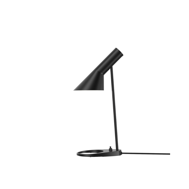 Arne Jacobsen designed the AJ Lamp for the SAS Royal Hotel in Copenhagen (Radisson Collection) in 1957. The profile of the AJ Lamp with its straight lines and its combination of oblique and right angles is not only seen as a formal parallel to the profile of the Series 3300 seats but also to the geometric profiles of his buildings.