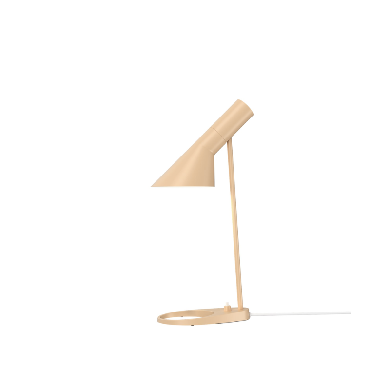 Arne Jacobsen designed the AJ Lamp for the SAS Royal Hotel in Copenhagen (Radisson Collection) in 1957. The profile of the AJ Lamp with its straight lines and its combination of oblique and right angles is not only seen as a formal parallel to the profile of the Series 3300 seats but also to the geometric profiles of his buildings.