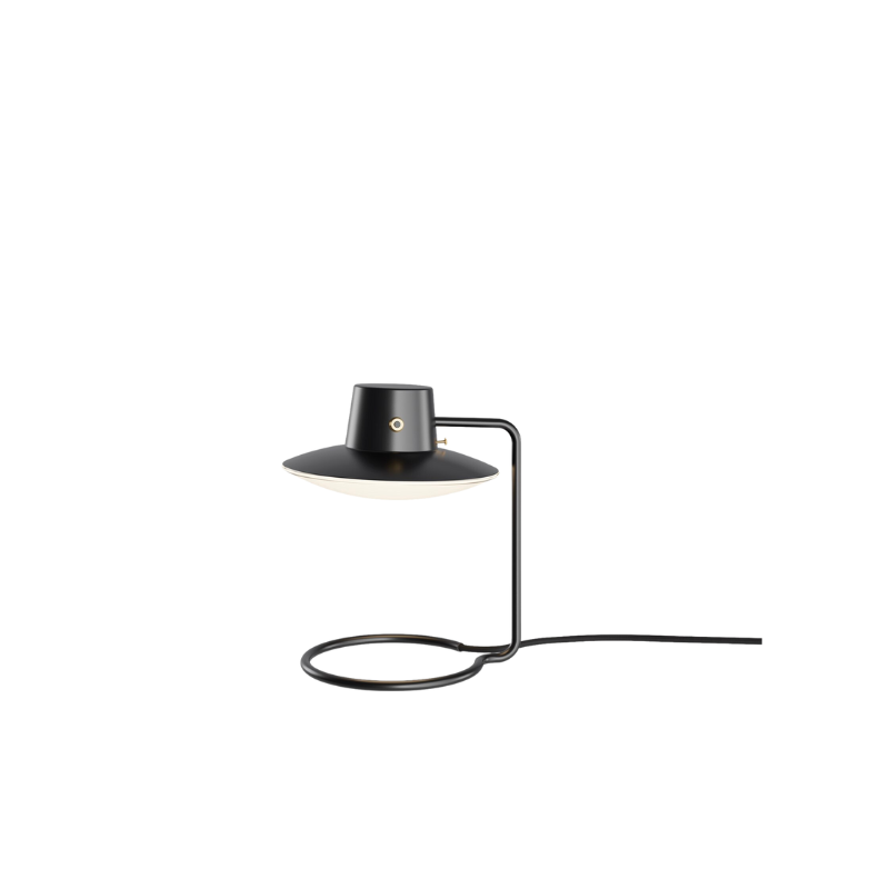 The AJ Oxford Table Lamp emits a pleasant downwardly directed light, which harmoniously illuminates the surface below it through the soft transparency of its triple-layered hand-blown opal glass. In the variant without the top metal shade, the milky opal-glass shade provides further glow to form an alluring halo around the fixture.
