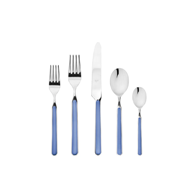 The Fantasia 20 Piece Cutlery Set from Mepra (4 of each per set) in lavender.