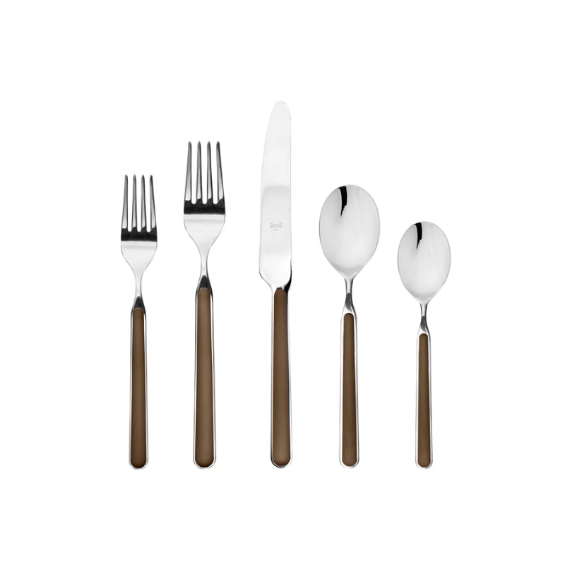 The Fantasia 20 Piece Cutlery Set from Mepra (4 of each per set) in tobacco.