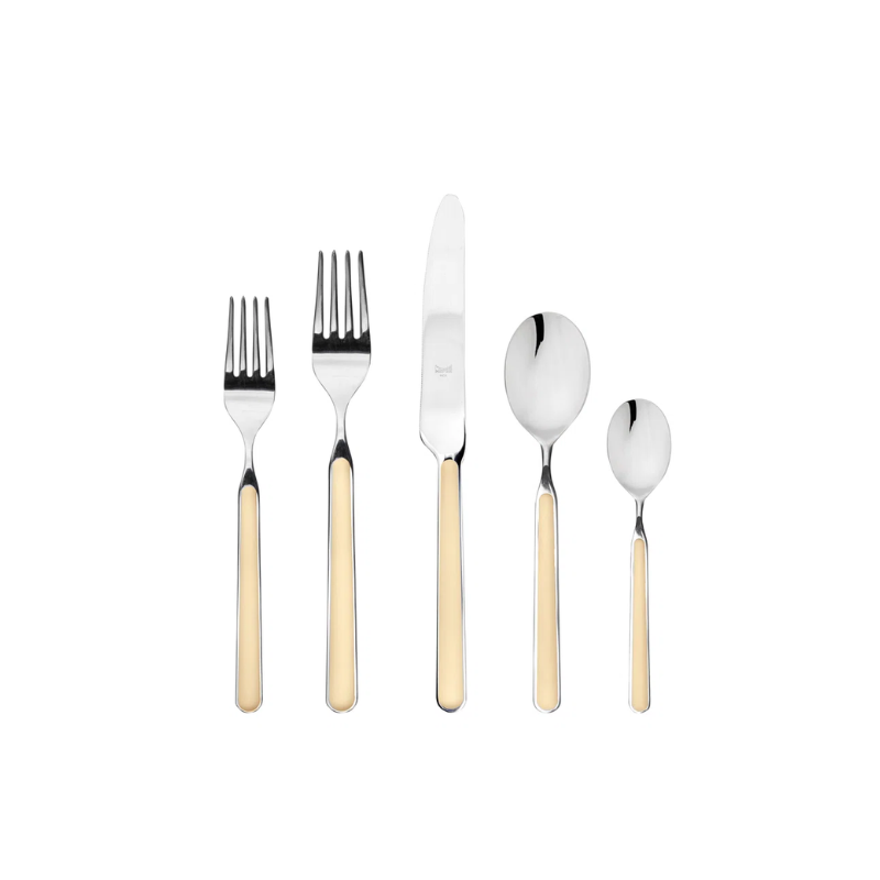 The Fantasia 20 Piece Cutlery Set from Mepra (4 of each per set) in vanilla.