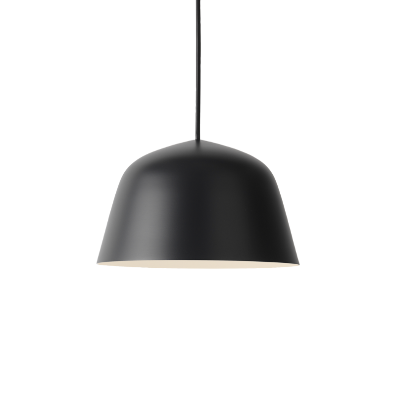 The small Ambit Pendant Lamp from Muuto in black.