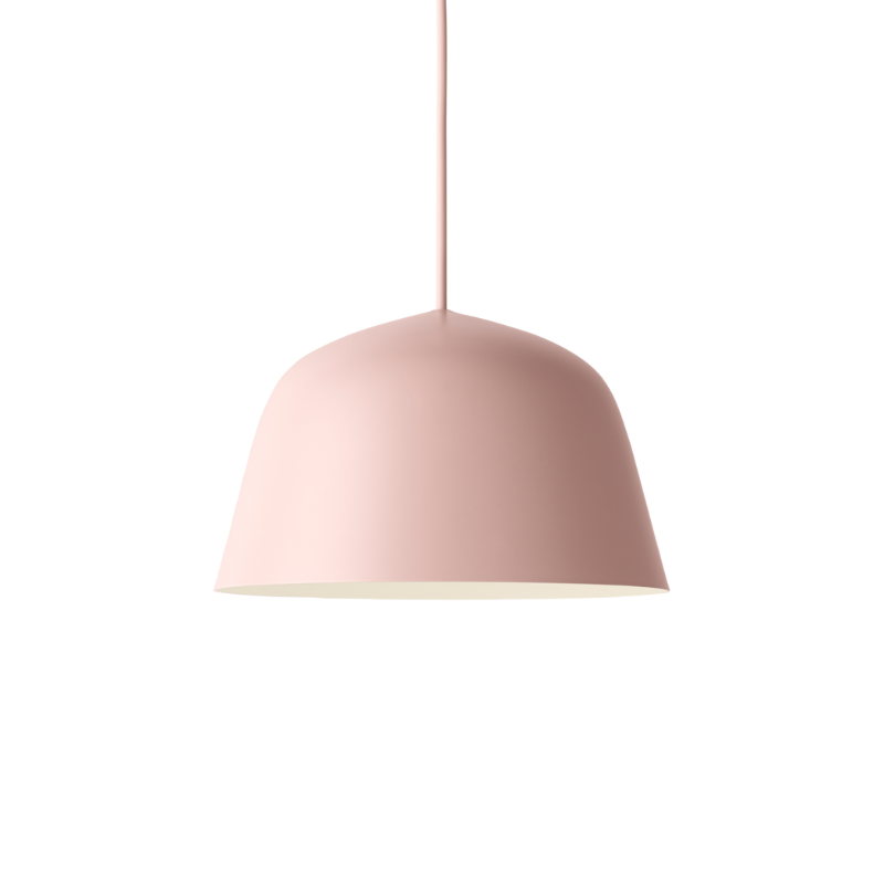 The small Ambit Pendant Lamp from Muuto in rose.