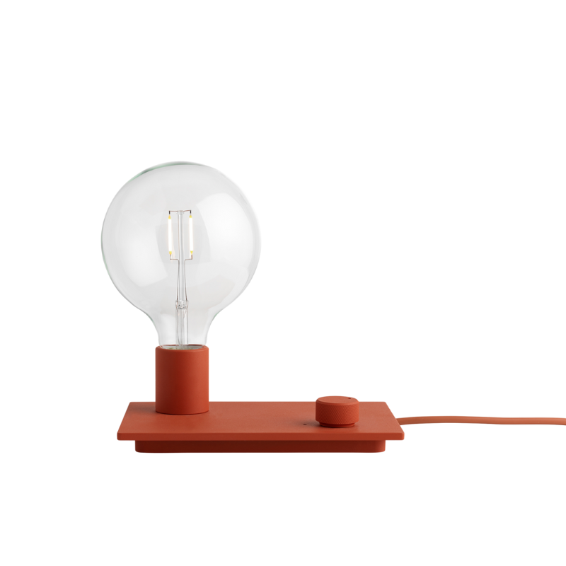 The Control Table Lamp from Muuto in red.