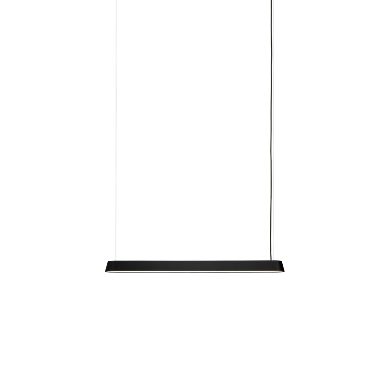The medium Linear Pendant Lamp from Muuto in black.