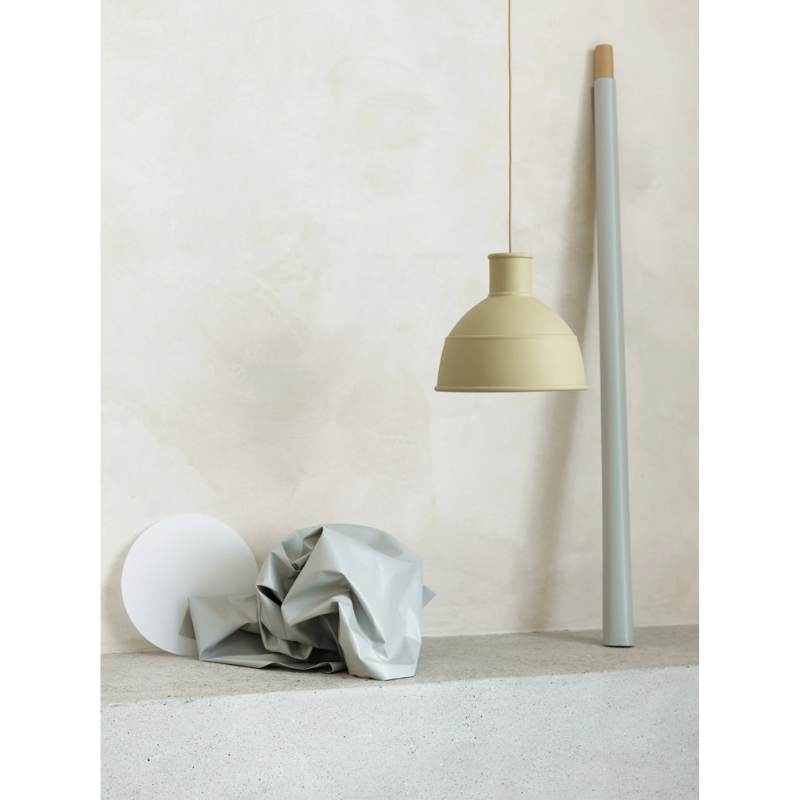 The Unfold Pendant Lamp from Muuto in a lounge.