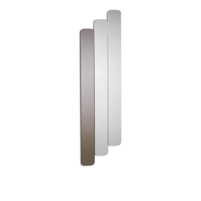 The Logs Mirror from Woud, 3 count.