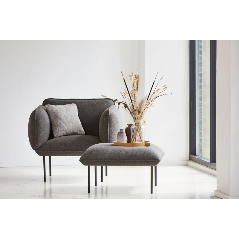 The Nakki 1 seater from Woud with a custom fabric in a lounge.