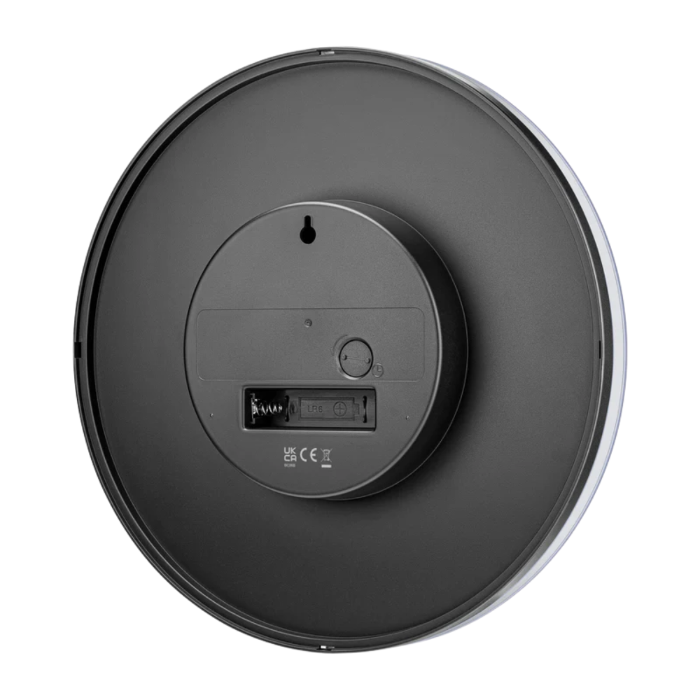 The BC26 Wall Clock from Braun from the back side. all-groups