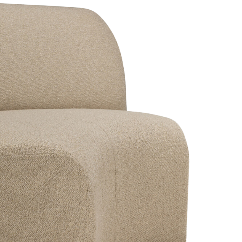 The Bulky Modular Sofa 90 Degrees Round Corner Almond from Ethnicraft with the seat curve in detail.