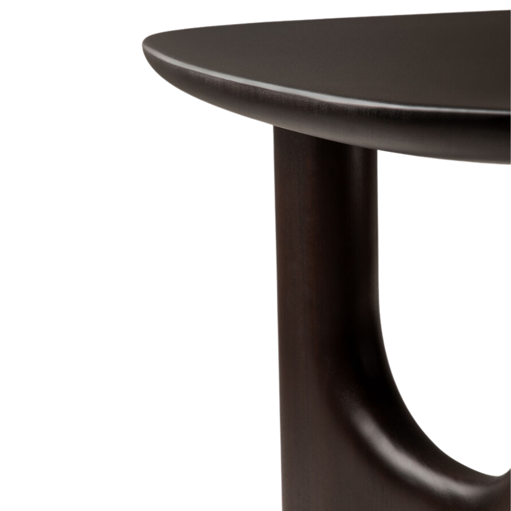 The Flow Side Table from Ethnicraft close up.