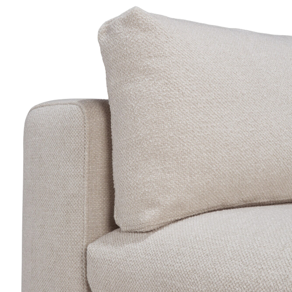 The Mellow Corner Ivory from Ethnicraft with a close-up.