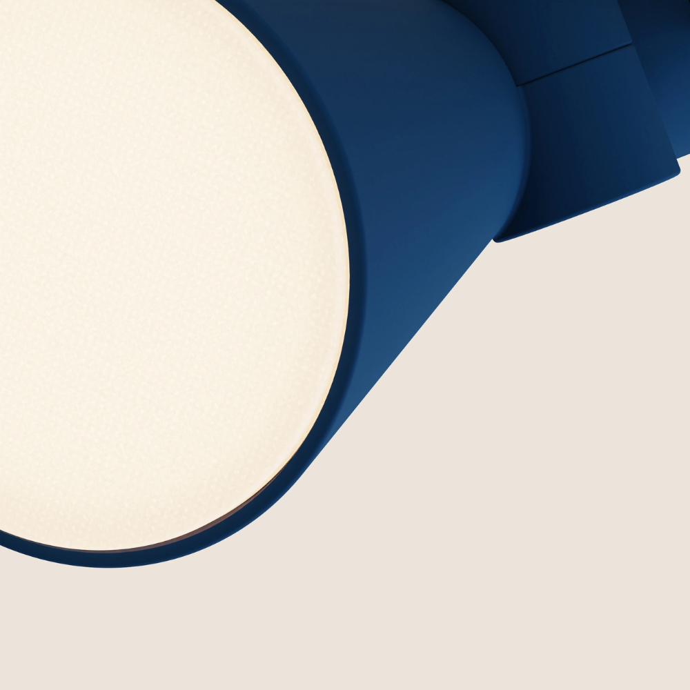 The midnight Aim Clamp Light from Gantri close up.