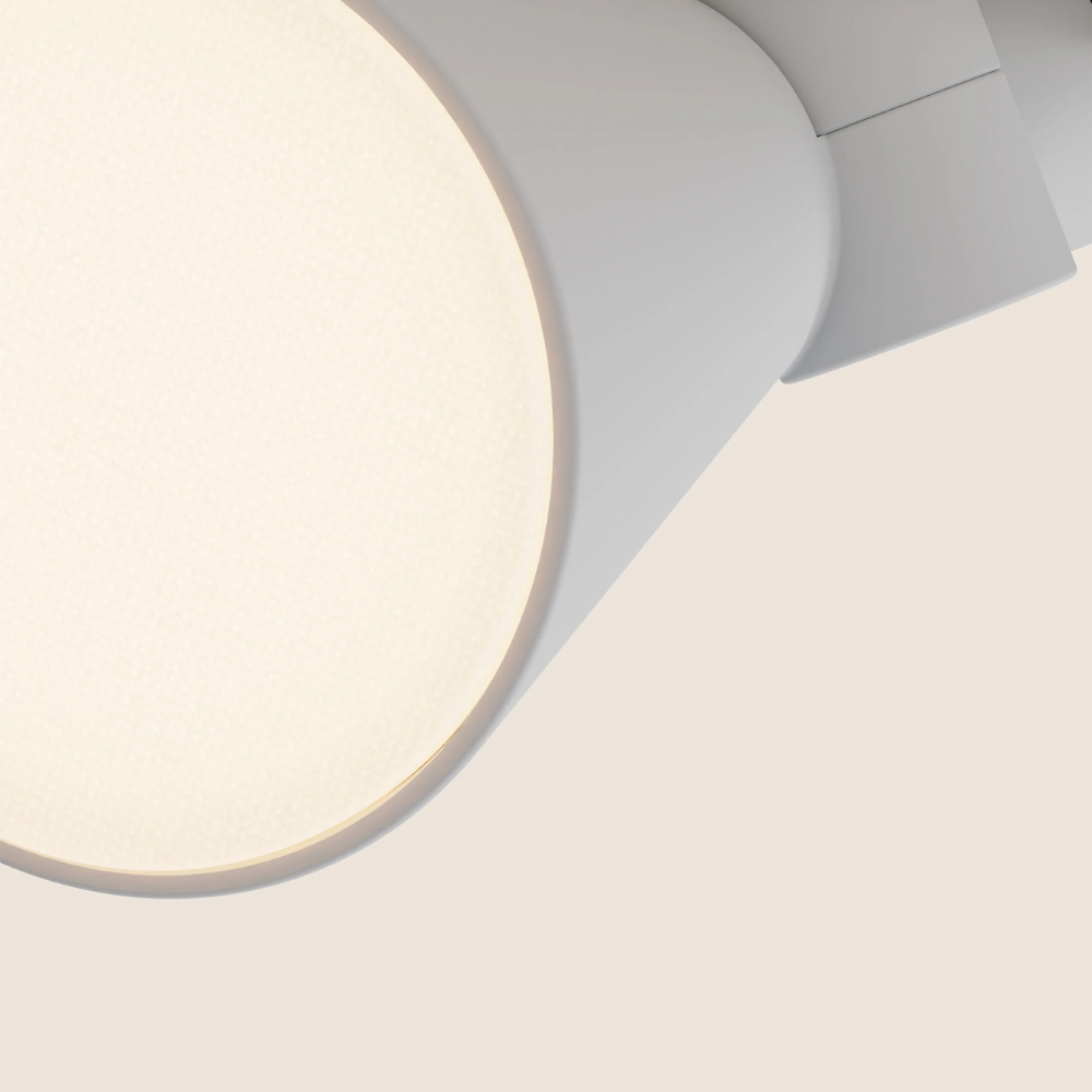The mist Aim Clamp Light from Gantri close up.