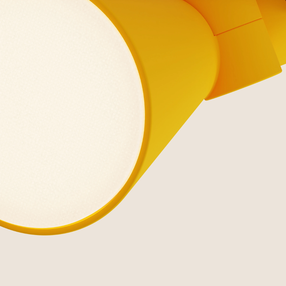 The sunrise Aim Clamp Light from Gantri close up.