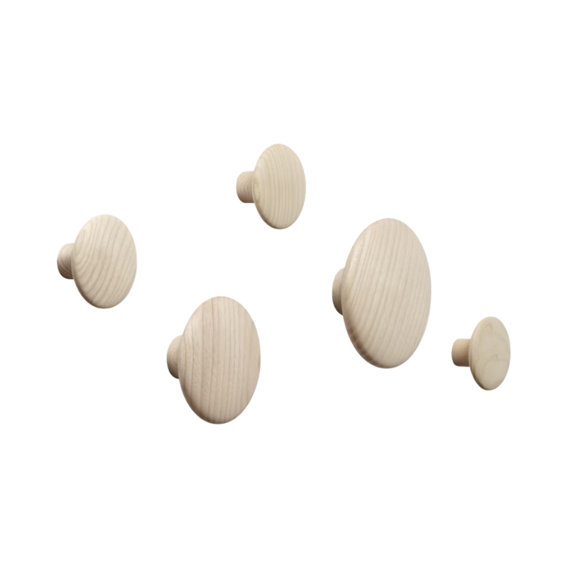 The Dots Wood Set of 5 Oak from Muuto. 