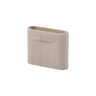 The small Ridge Vase from Muuto in beige.