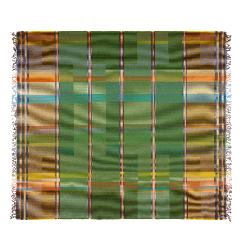 Wallace & Sewell’s Watson Throw in size large, reverse side.