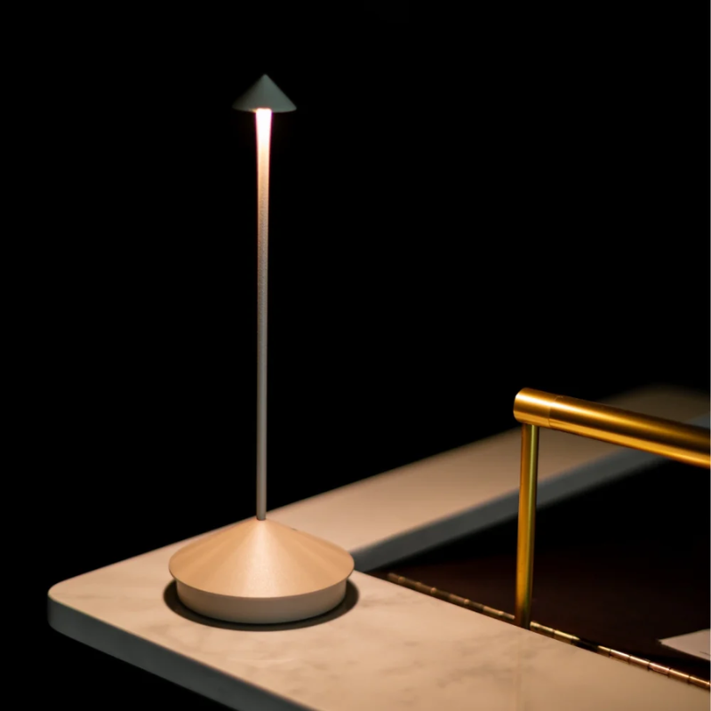 The sand Pina Pro from Zafferano in an office.