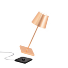 The copper leaf Poldina Pro Mini from Zafferano, a cordless lamp.