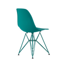 This first-of-its-kind collaboration celebrates Eames classics, reimagined in a fresh palette that’s uniquely HAY. Now made of 100% post-industrial recycled plastic, the iconic Eames Molded Plastic Side Chair has been updated in a range of playful colors for mixing and matching.