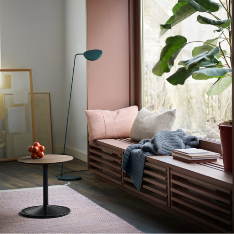 The Leaf Floor Lamp from Muuto next to a window cubby.