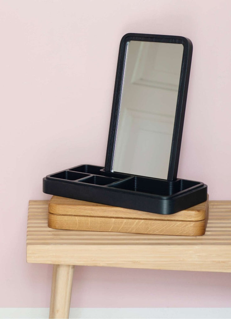 mirror box in black and in oak.