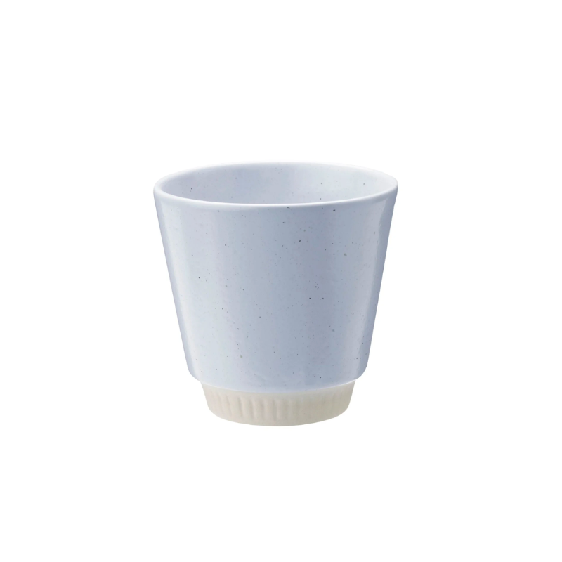 The Colorit range is a colorful ‘sister’ to the classic Knabstrup Keramik tableware of the 1960s. The mugs in the range feature a simple, stylish design with a ribbed base and come in different, exquisite glazes and colors, which look great together when you mix and match them. Mugs are stackable for easy storage.